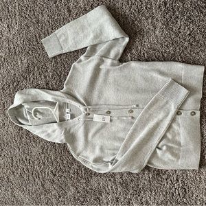 Gap hooded sweater